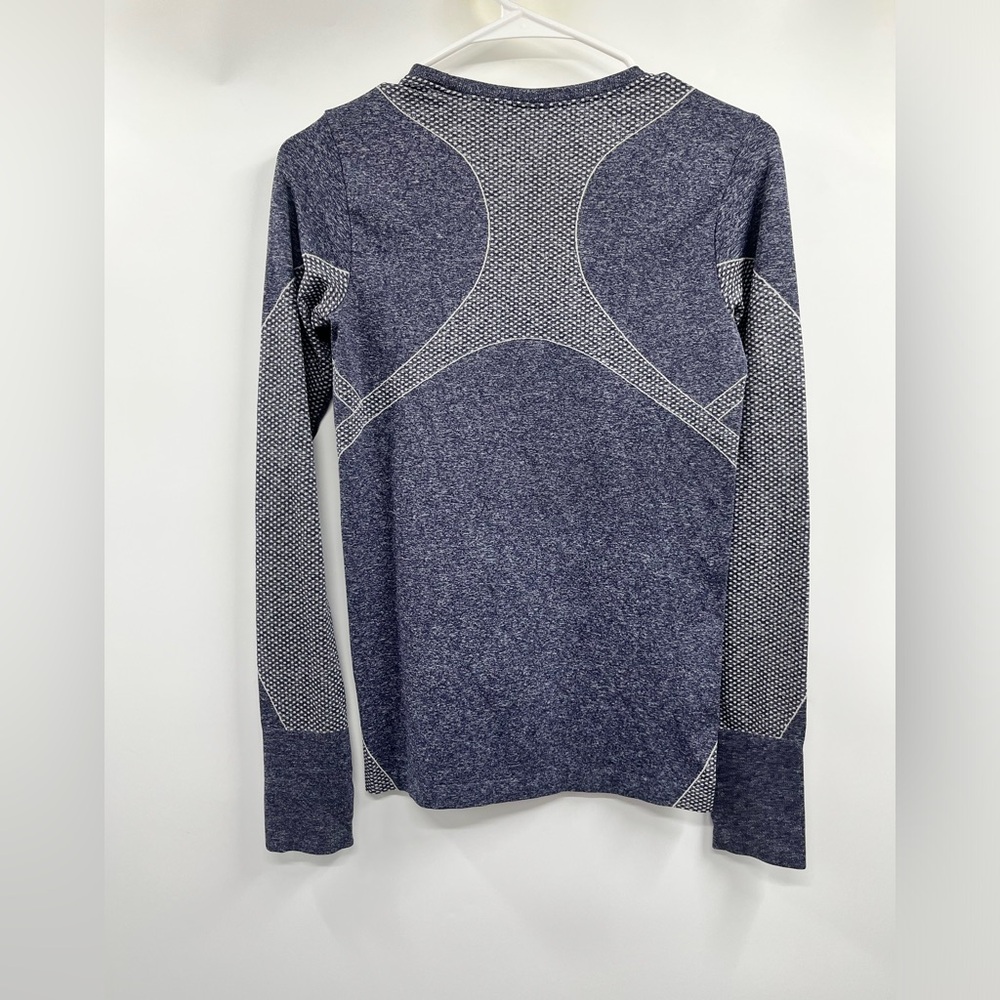 Gap Fit Motion Gray Blue Nylon Blend Long Sleeve Performance Tech Shirt Size S - Picture 8 of 10